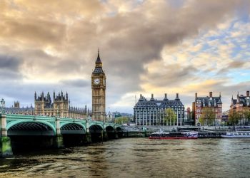 Novembarski zagrljaj Londona